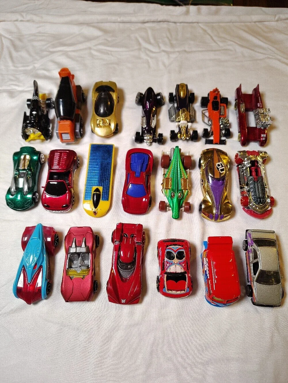 Hot Wheels Vintage Car Lot Dated 1990's - 2000's Collectible Toys -Solar, Racing